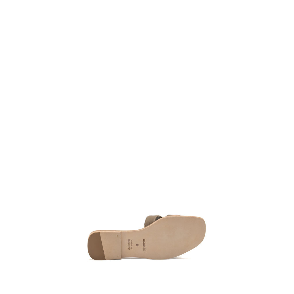 Cassiela Hermès Oran Sandal Calfskin Etoupe