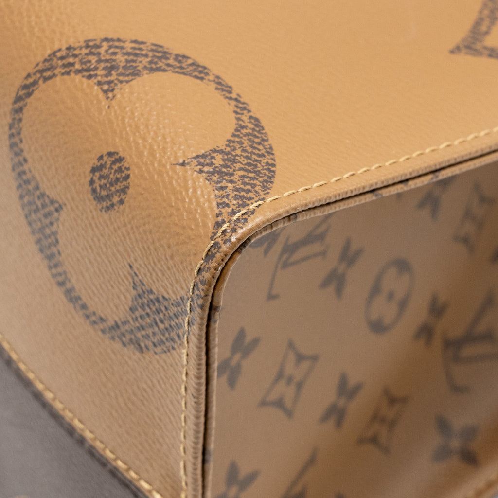 Onthego MM Monogram Canvas Tote Bag Gold-Tone Hardware