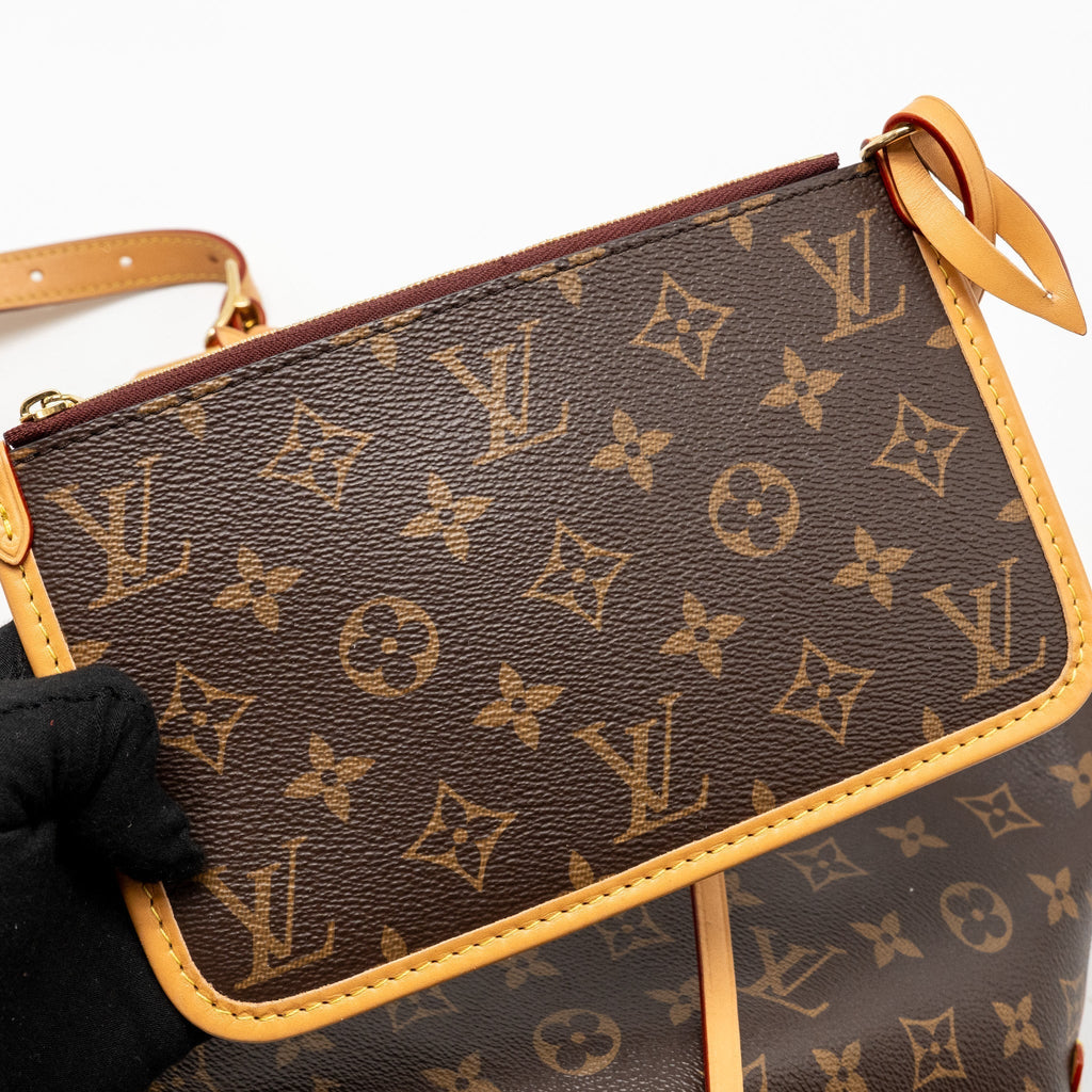 Carryall PM Monogram Canvas Tote Bag Gold-Tone Hardware