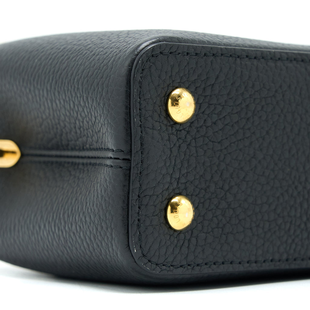 Capucines Mini Taurillon Leather Handbag Gold Hardware