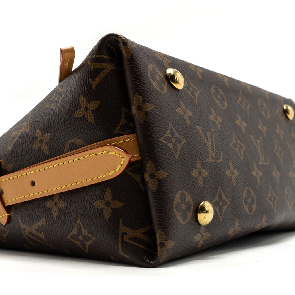 Carryall PM Monogram Canvas Tote Bag Gold-Tone Hardware
