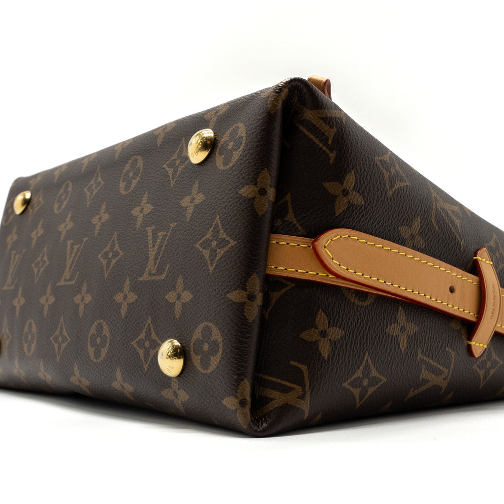 Carryall PM Monogram Canvas Tote Bag Gold-Tone Hardware