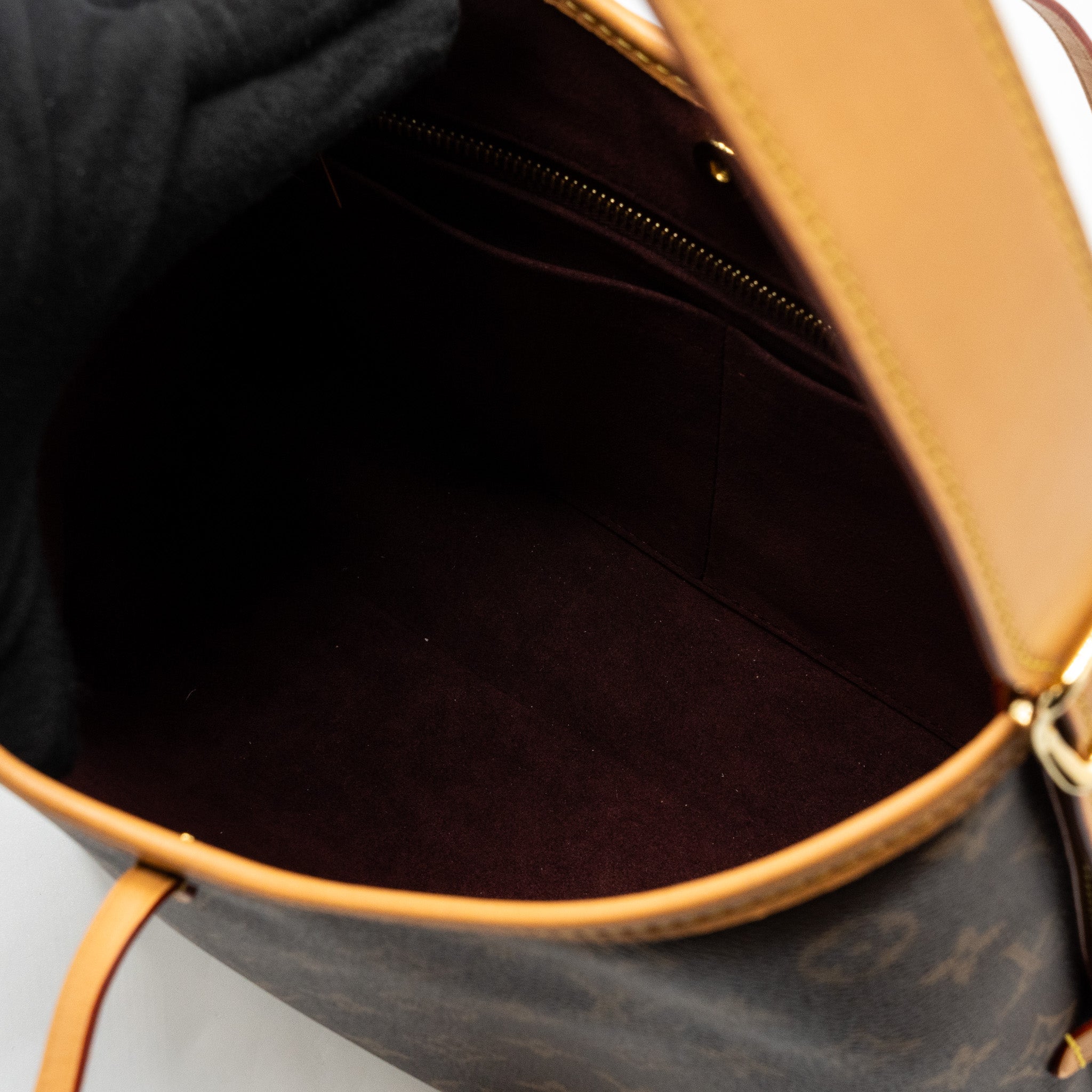 Carryall PM Monogram Canvas Tote Bag Gold-Tone Hardware