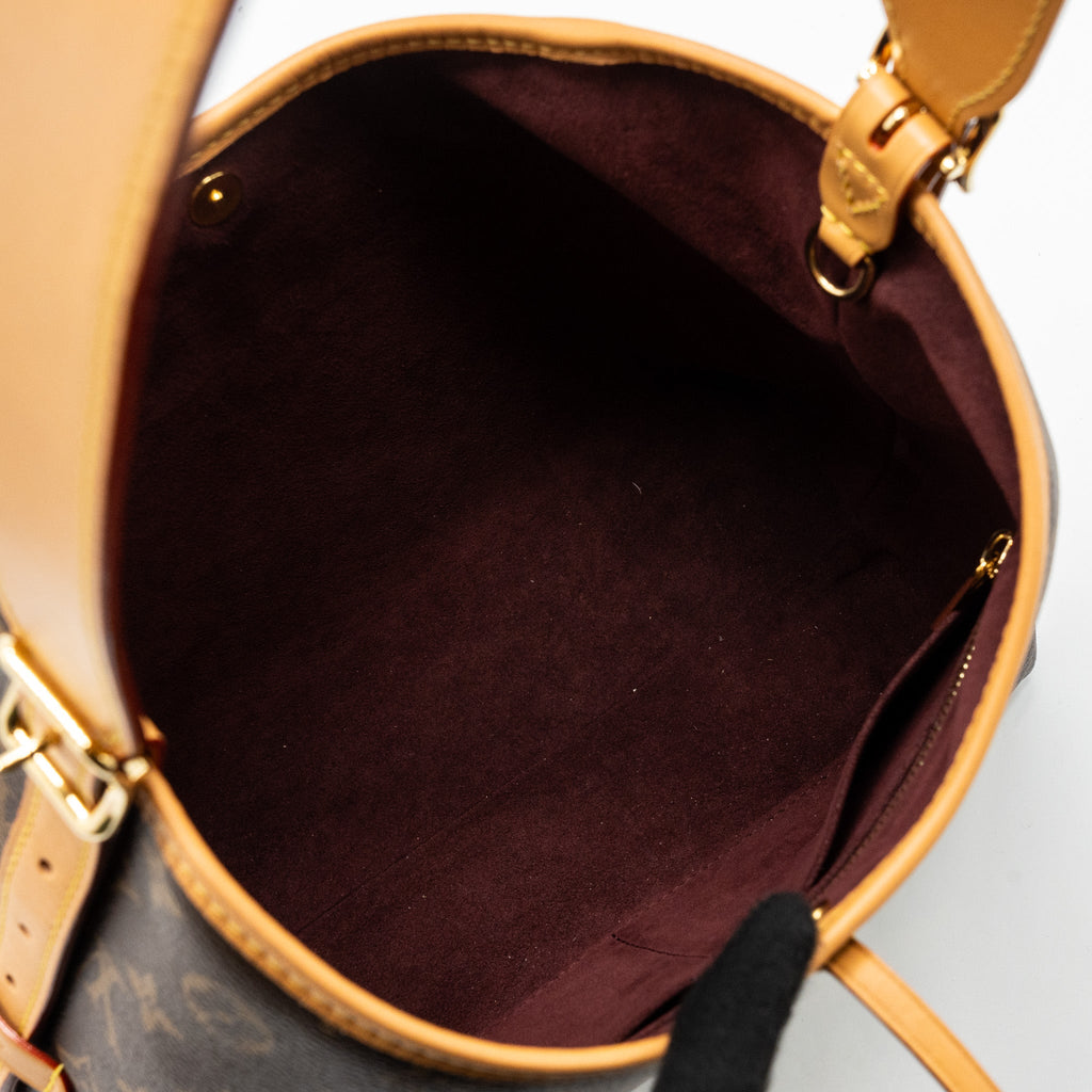 Carryall PM Monogram Canvas Tote Bag Gold-Tone Hardware