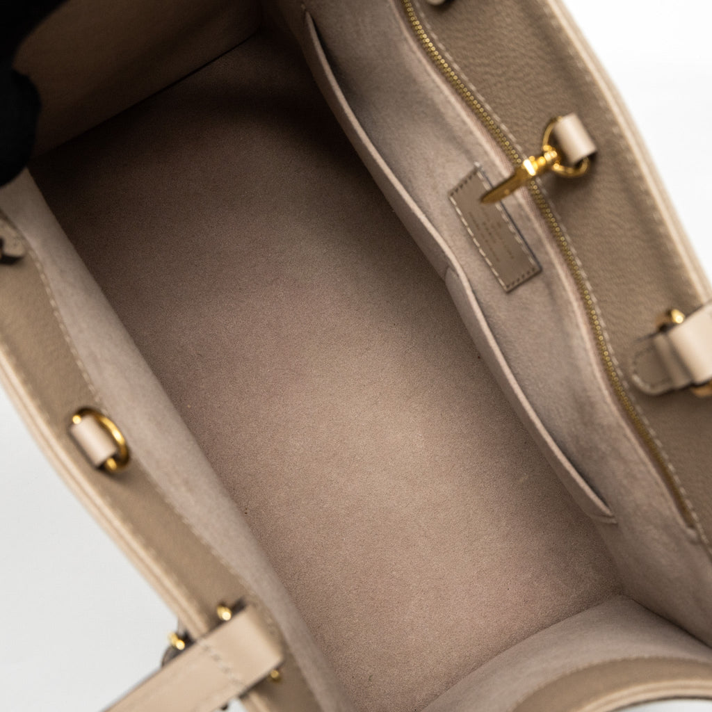 Onthego MM Tourterelle Monogram Empreinte Leather Tote Bag Gold-Tone Hardware