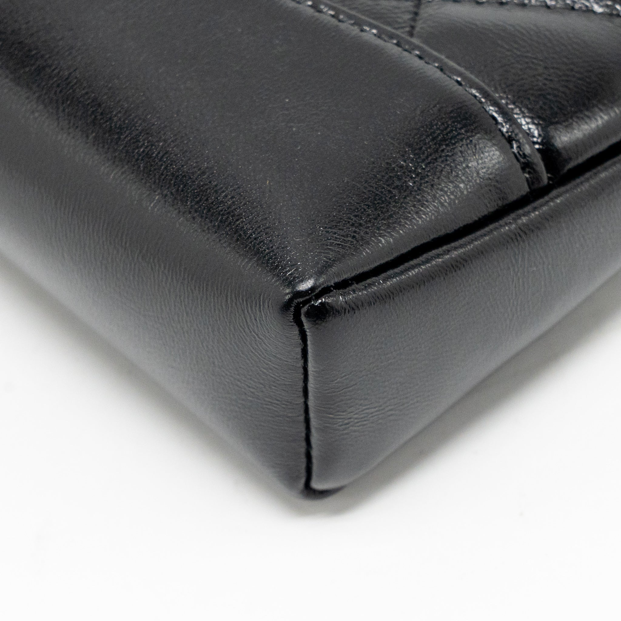 Mini 31 Clutch With Chain Shiny Lambskin Leather Black Light Gold-Tone Hardware