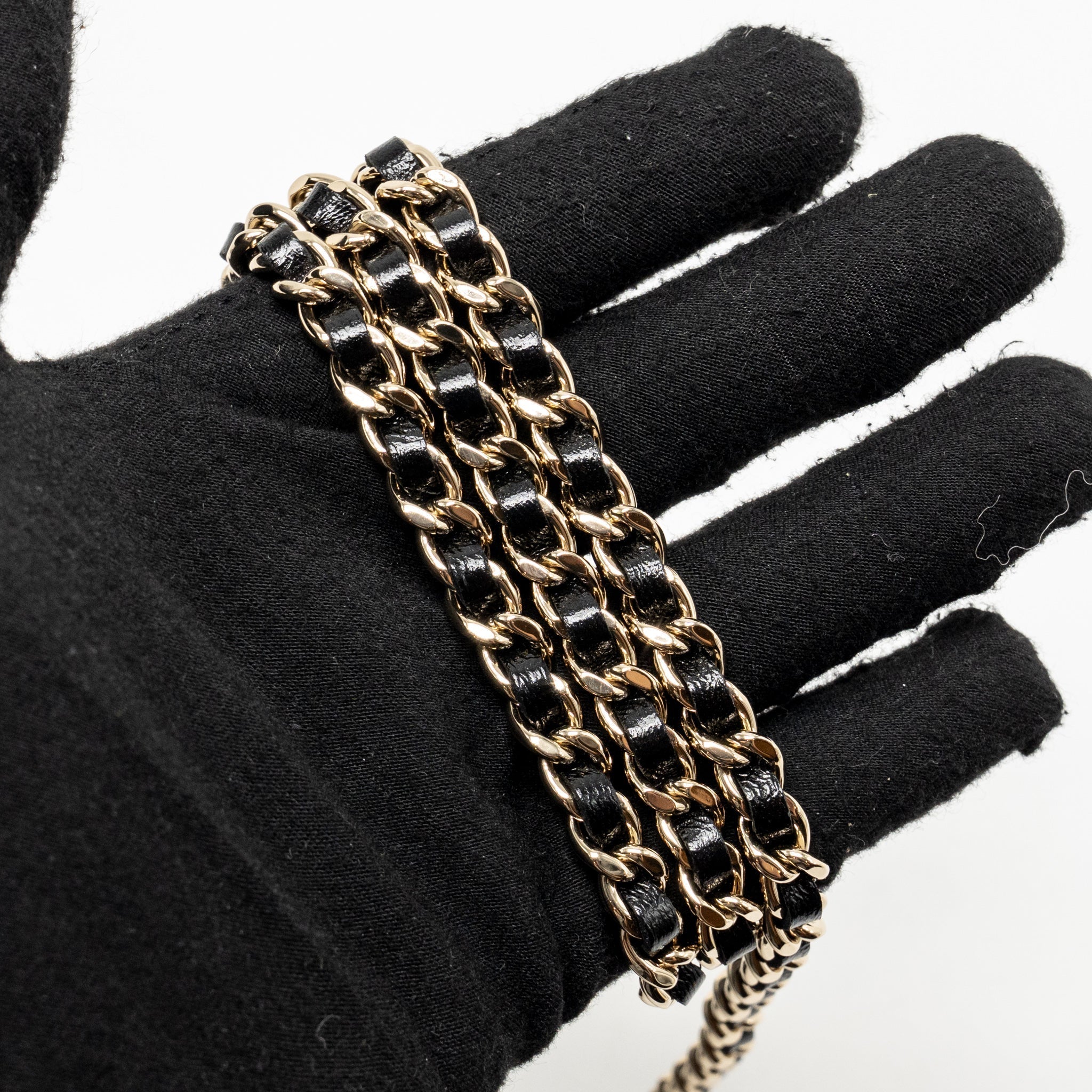 Mini 31 Clutch With Chain Shiny Lambskin Leather Black Light Gold-Tone Hardware