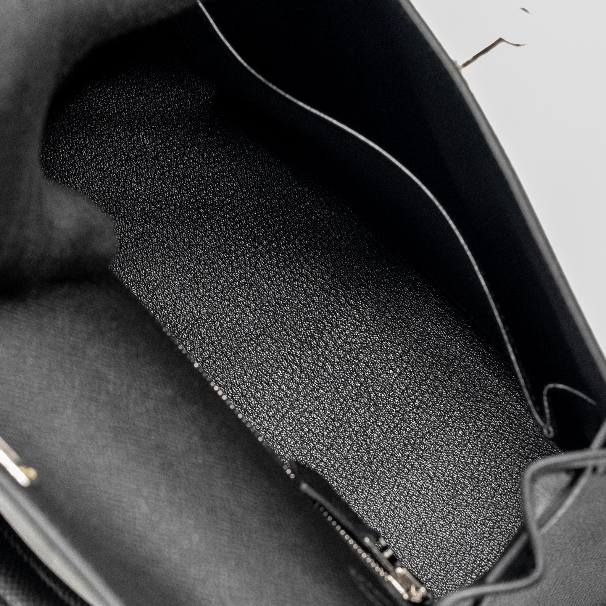 Lorenzia Kelly 25 Epsom Leather Handbag Black Silver-Tone Hardware